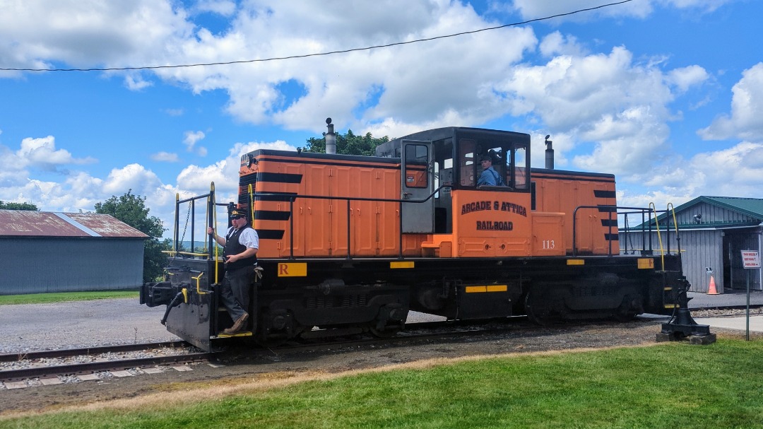 CaptnRetro on Train Siding: Dunno how often he's done it, but today was the first time I've seen one of the long time conductors at the throttle- Well
on his way to...