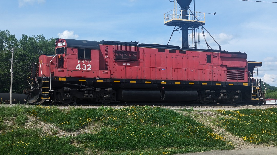 CaptnRetro on Train Siding: WNYP ALCO C-430 #432 as I spotted it here at the Olean,NY shops. Recently there's been a bit of a shakeup from the norm as four
WNYP...