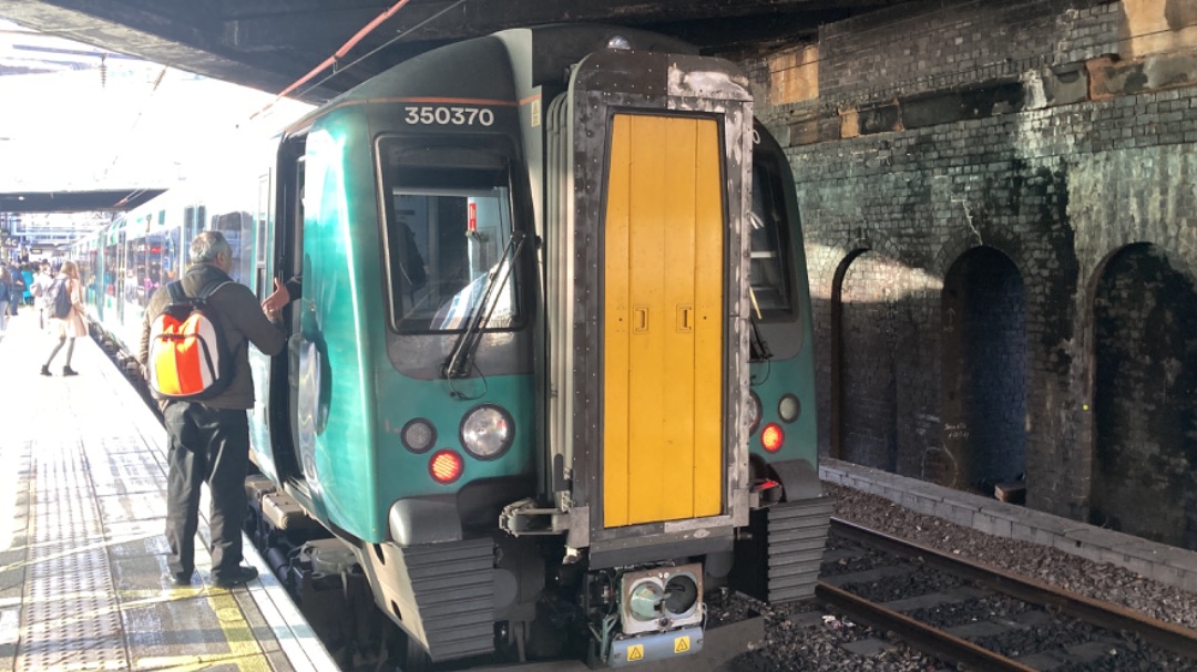 Theo555 on Train Siding: Today was probably by far one of the best Train trips ive had in my life, today @George and I went to Crewe, thats right, Crewe, had a
nice...