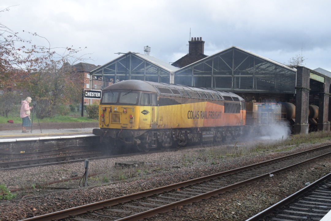 Hardley Distant on Train Siding: CURRENT: 56113 (Front - Photos 1 & 2) and 56090 (Rear - Photo 3) pass through Chester Station today with the 3S71 Coleham
LMD to...