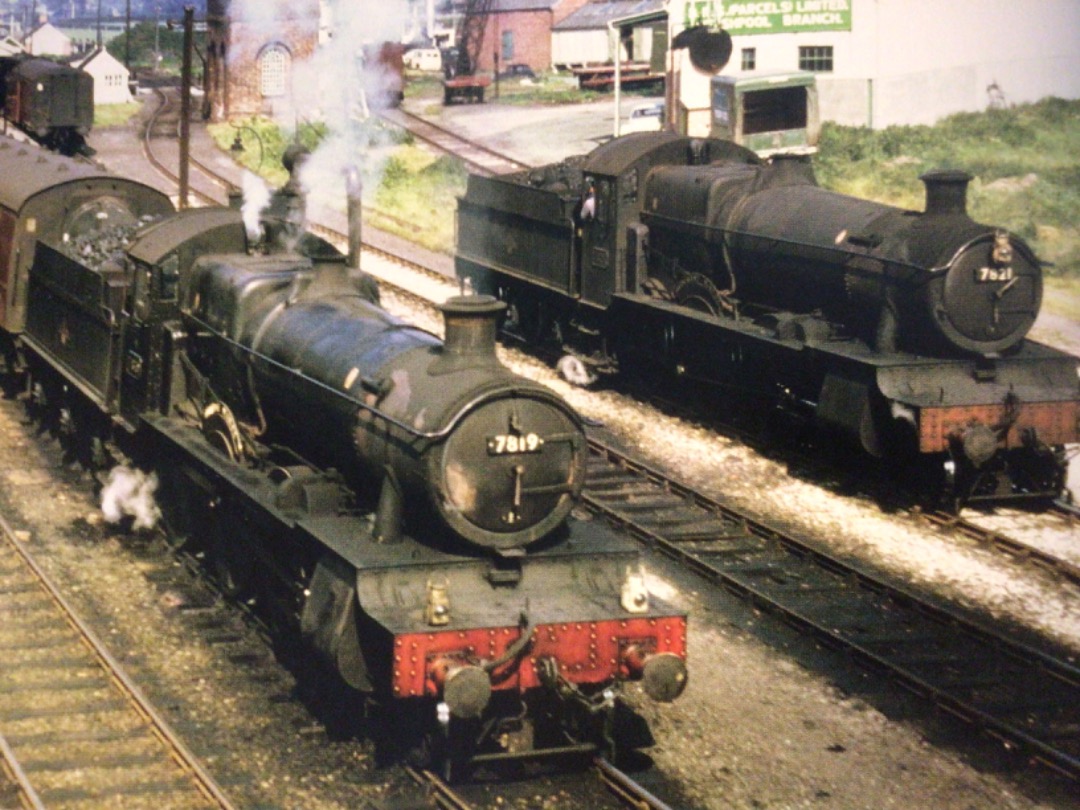 Alex Coomber on Train Siding: Working through from Crewe on the West Coast Main Line. A Manor Class 4-6-0 No. 7819 Hinton Manor soon to be withdrawn arrives
at...