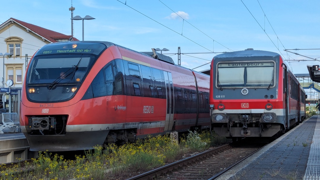 RailSideTM on Train Siding: Hey Guy's, I was on the French border with a good friend yesterday and could find a very rare DB BR 628 (right) I was so happy
because this...