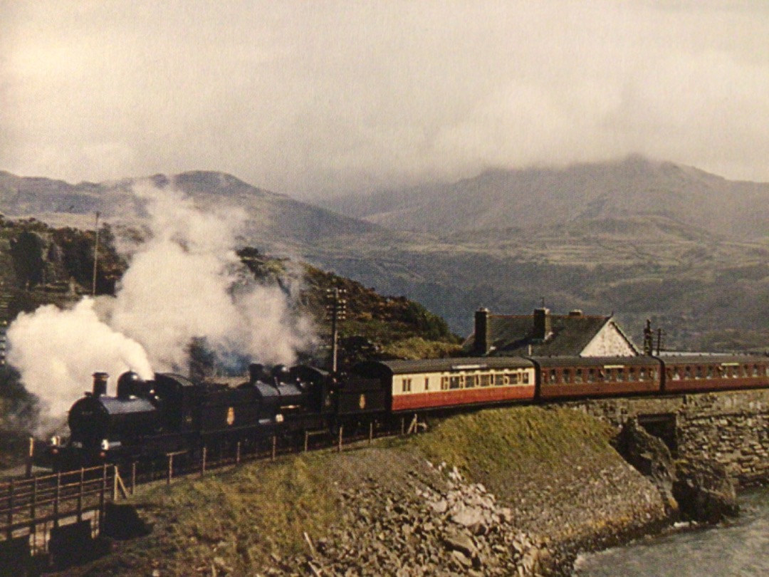 Alex Coomber on Train Siding: The main engineering feature on the Cambrian Coast Line is Barmouth Bridge across the Mawddach Estuary. Here's a double
headed Dukedog...