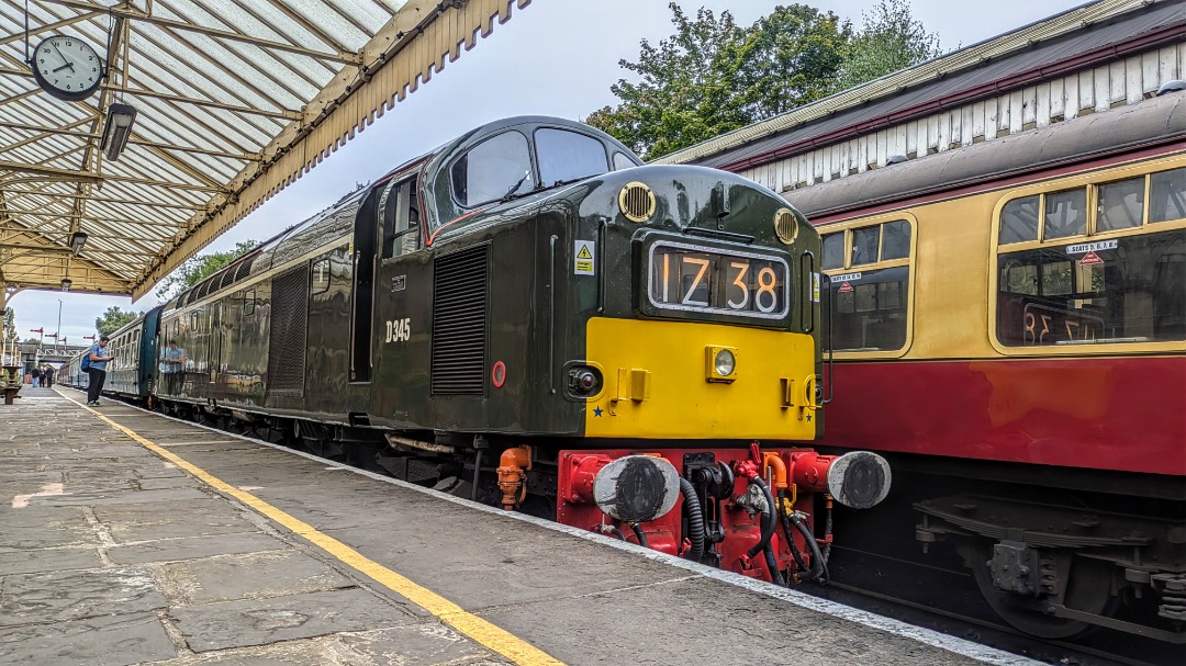 kieran harrod on Train Siding: A few shots of D345 (40145) running during last weekends diesel gala at the East Lancs railway's autumn event. A beautiful
engine which...