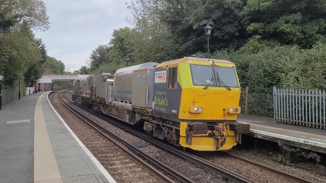 DJ Scania RigRider on Train Siding: DR98917 & DR98967 MPV [Multi-Purpose-Vehicle] are seen running from Tonbridge Engineers Sidings to Tonbridge Engineers
Sidings last...