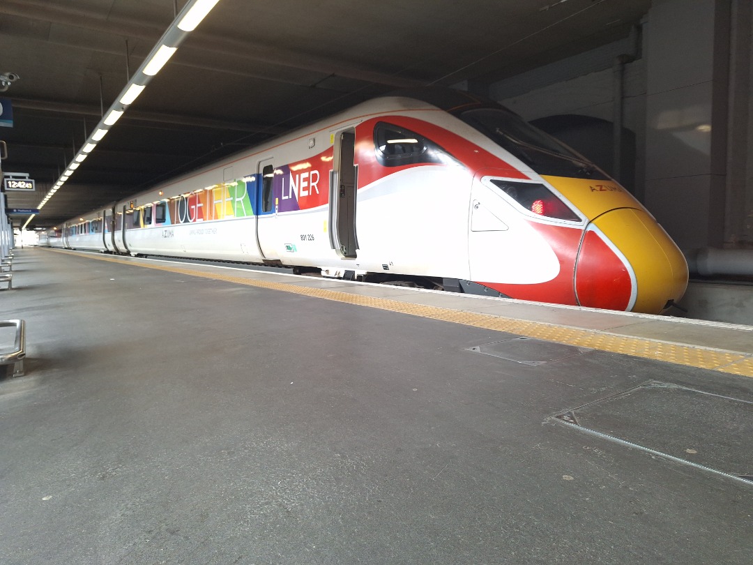 Jack Palmer on Train Siding: Looking colourful in it's livery, 801226 stands at London Kings Cross Platform 0, preparing to work 1N85 13:06 London Kings
Cross to York