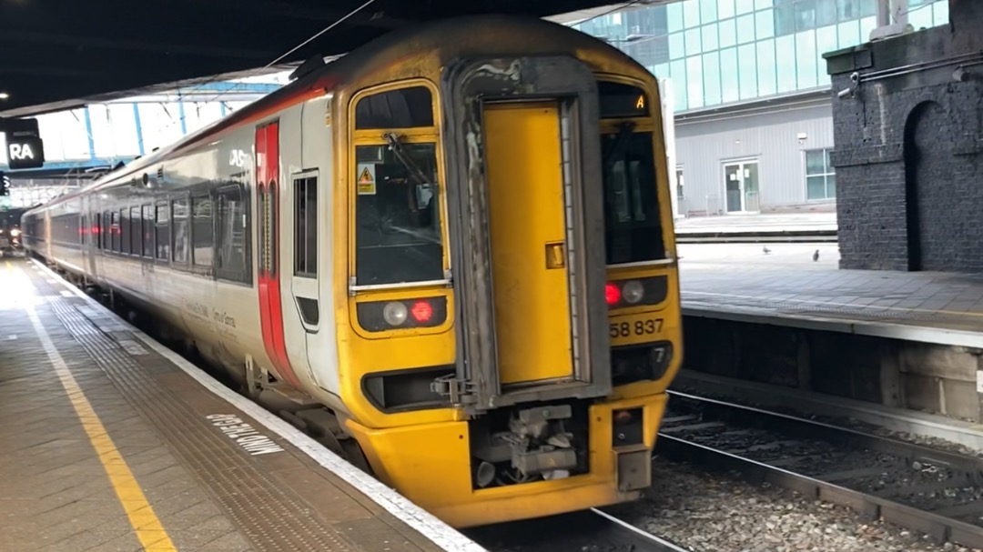 Theo555 on Train Siding: Some pictures from an outing today at Birmingham New Street and Wolverhampton, and a couple of other places