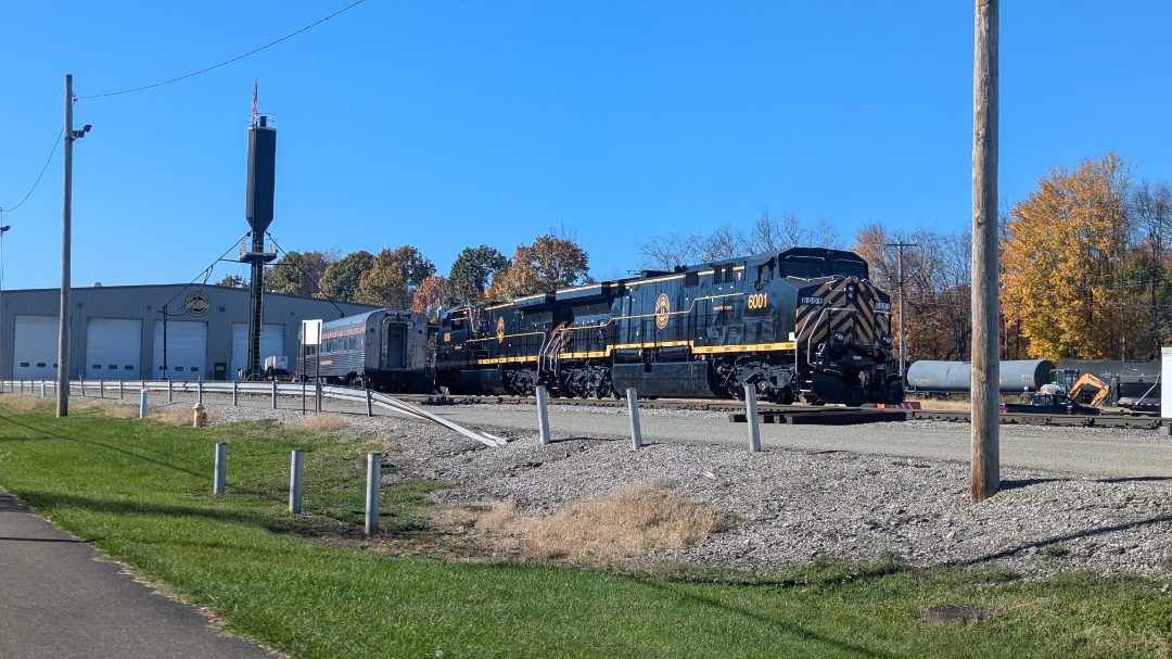 CaptnRetro on Train Siding: Stopped down to the Western New York & Pennsylvania railroads's shops while I was down to Olean on an errand. One of the
"new" GP15s, one...