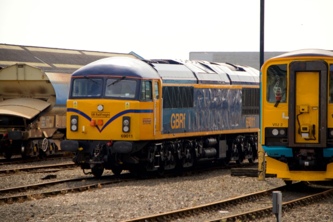 Martin Coles on Train Siding: A few shots from Eastleigh around lunchtime on Tuesday, 153376 and 69011 next to the station, with 66739 passing through with a
short...