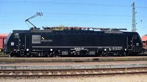 MR. Ikarus on Train Siding: (ES64 F4). Name: Negró. Why did he get his name? Black squeak is the explanation. Unfortunately, I can't say more about
the locomotive.☹️