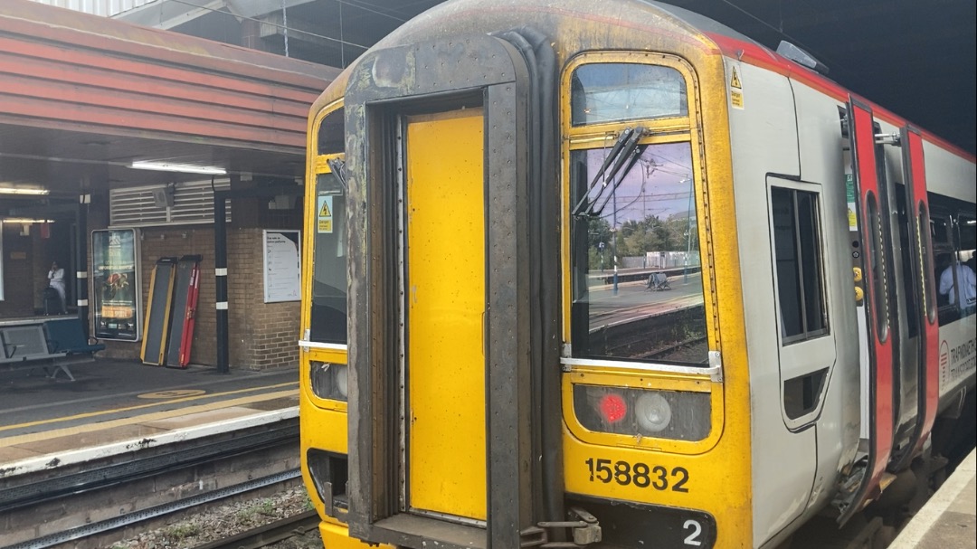 Theo555 on Train Siding: Today I decided to do a quick trip to Birmingham International, and yes on another Saturday lol, saw a Cross Country Voyager, an
Avanti...