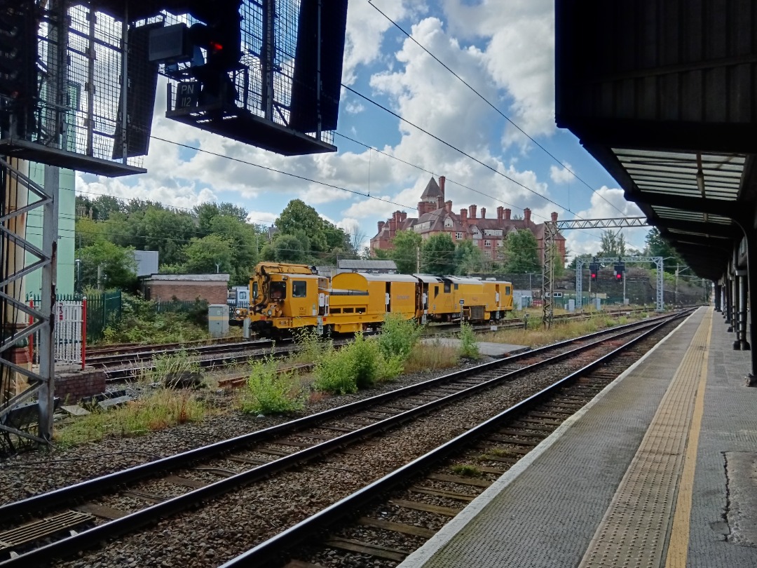 Whistlestopper on Train Siding: Harsco Track Technologies Stoneblower No. #DR80213 passing Preston this morning working 6U33 0819 Edge Hill Gullet Sidings to
Preston...