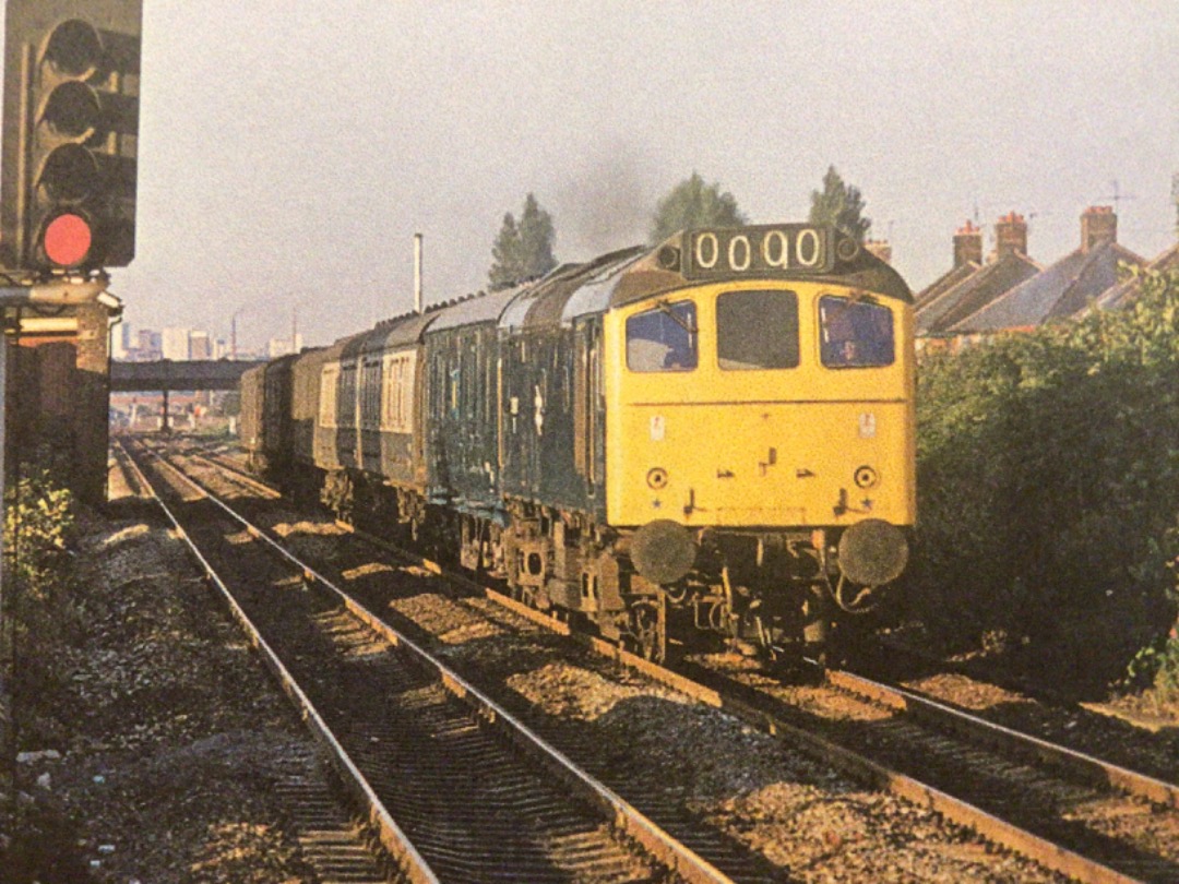 Alex Coomber on Train Siding: A Class 25. 25267 approaches Beeston with the parcels train on working the 19:10 PM from Nottingham to Crewe on 5th August 1977.