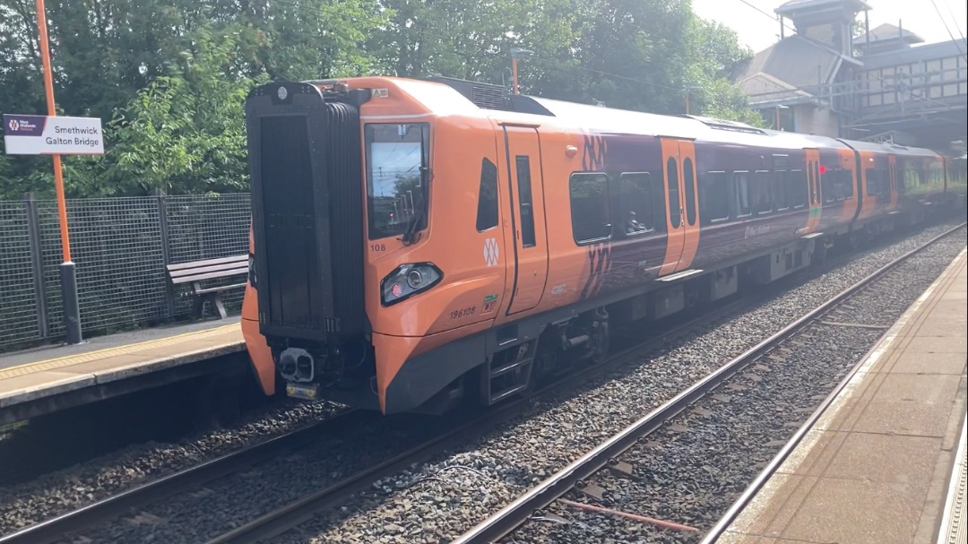 Theo555 on Train Siding: Ah yes, another beautiful day on the rails, and @George came along the ride with me and we got some good Trains including a Class 68!
This...