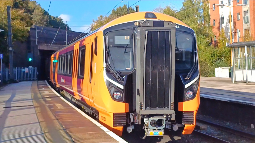 Elijahs transport zone on Train Siding: 2 days ago, i was in Birmingham and got ro ride my first ever class 730! They're really nice, clean and modern!