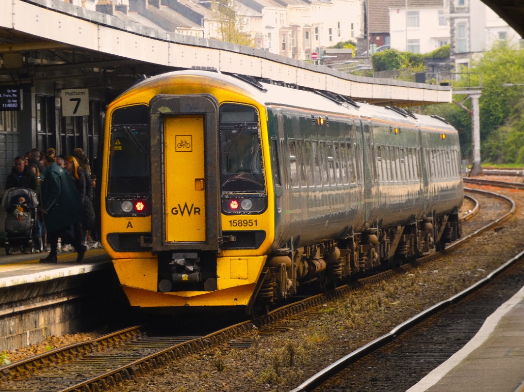 Jacobs Train Videos on Train Siding: #158951 is seen stood at Plymouth station after working a Great Western Railway service from Penzance to Plymouth