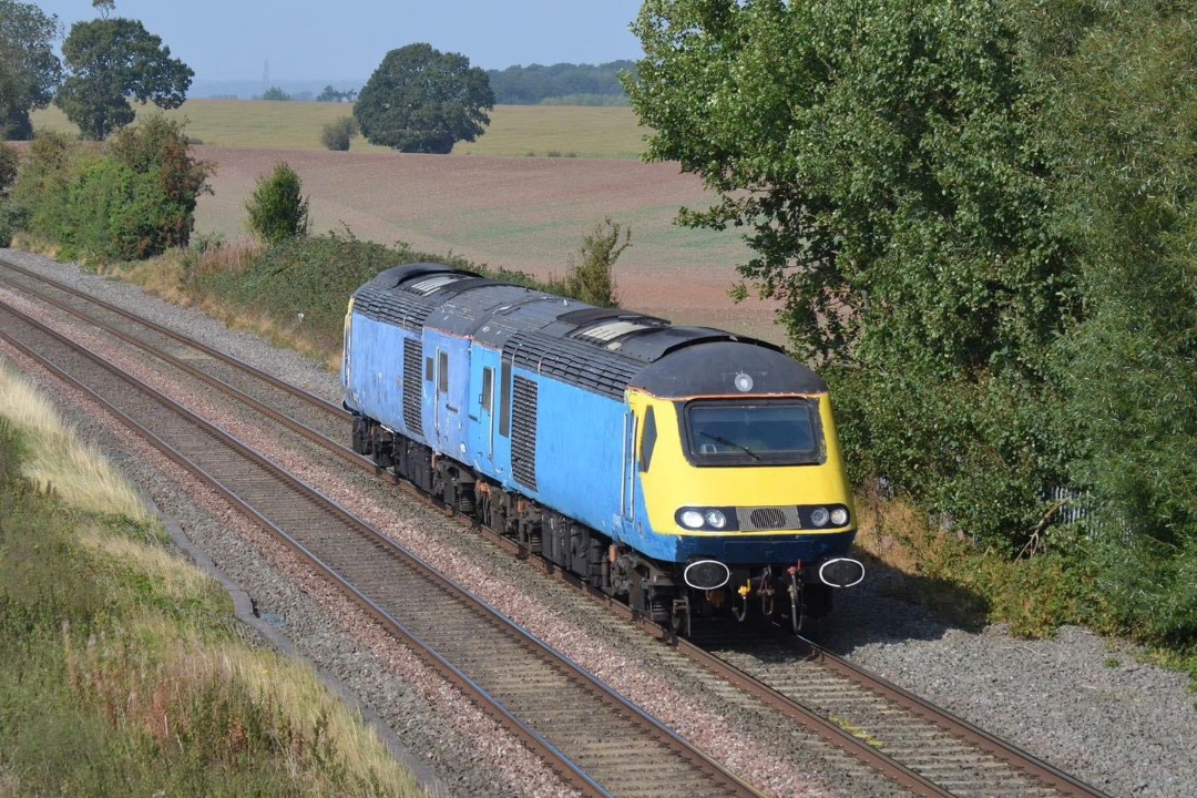 Inter City Railway Society on Train Siding: 43467+43423 0Z45 Shirebrook Davis & Son - Kidderminster passing Portway near Tamworth