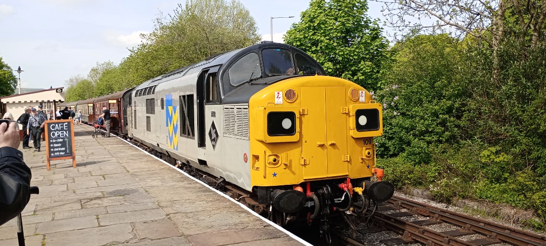 Hardley Distant on Train Siding: HERITAGE: On Saturday 11th May 2024 I visited the East Lancashire Railway beginning my day at Bury Bolton Street after arriving
by Tram.