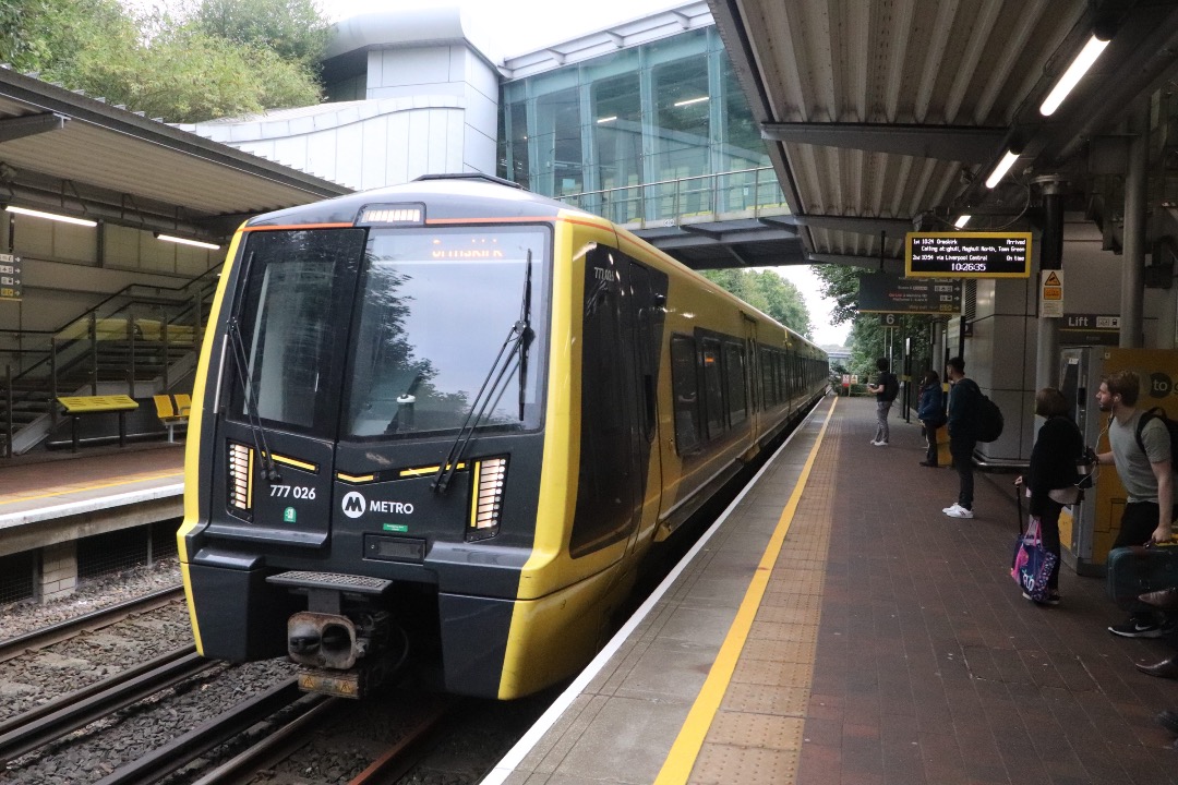 Chris Pindar on Train Siding: Taking daughter to Ormskirk to check out Edge Hill university. A chance to have a good run on some 777s.