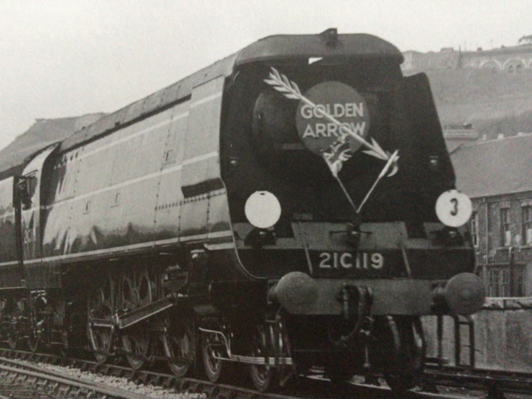 Alex Coomber on Train Siding: The Golden Arrow all Pullman Train hauled by Southern Railway air smoothed West Country Class 4-6-2 No. 21C119 later named
Bideford...