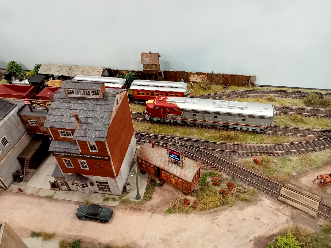 Richard Andrew Swayne on Train Siding: #modelrailway #nmra #nmrabr #h0scale #hoscale #modeltrains #nationalmodelrailroadassociation #modelrailroad #maidenhead
#train