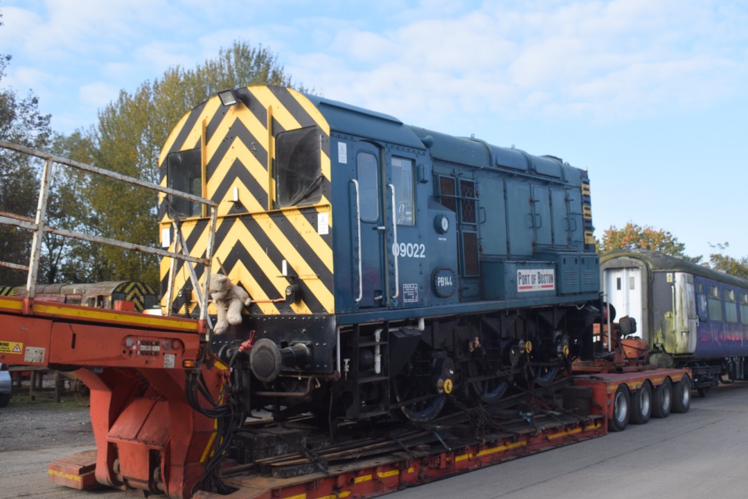 Hardley Distant on Train Siding: CURRENT: On Saturday 5th October 2024, I was fortunate enough to be part of the latest visit organised by @ICRS which was the
RSS's...