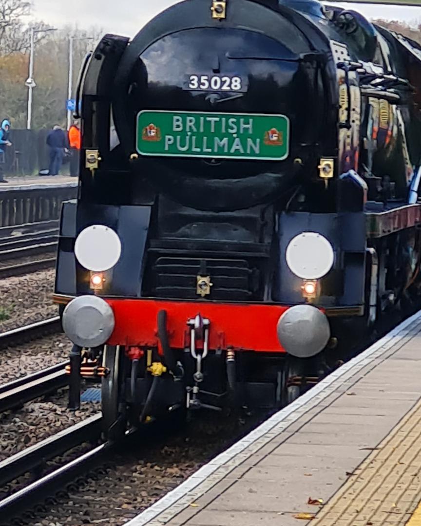 andrew1308 on Train Siding: Here are a few pictures take today at Headcorn station of 35028 Clan Line with the RailAid special