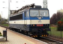 MR. Ikarus on Train Siding: (163, 363). Names: Pershing, Ász. Manufacturer: Škoda Plzeň. Manufactured: 1980-1990. Origin: Czechoslovakia (ČD).