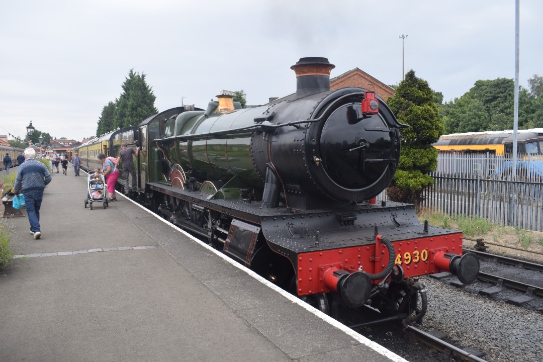 Hardley Distant on Train Siding: HERITAGE: On Saturday 31st August I paid a quick afternoon visit to the Severn Valley Railway taking a return journey from
Bridgnorth...