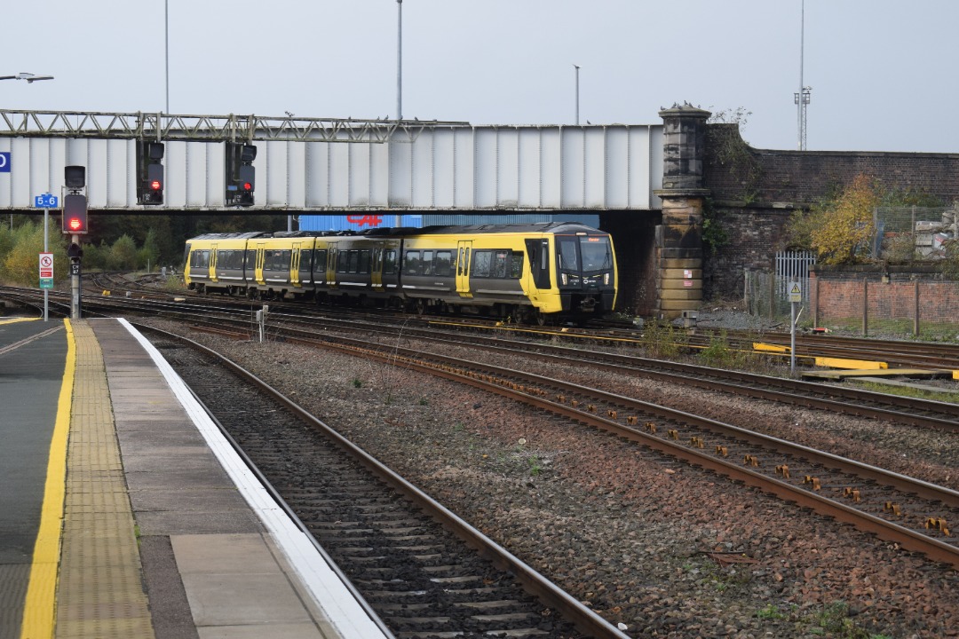 Hardley Distant on Train Siding: CURRENT: 777023 arrives at Chester Station today with the 2C27 Chester to Chester via Liverpool (Merseyrail) service.