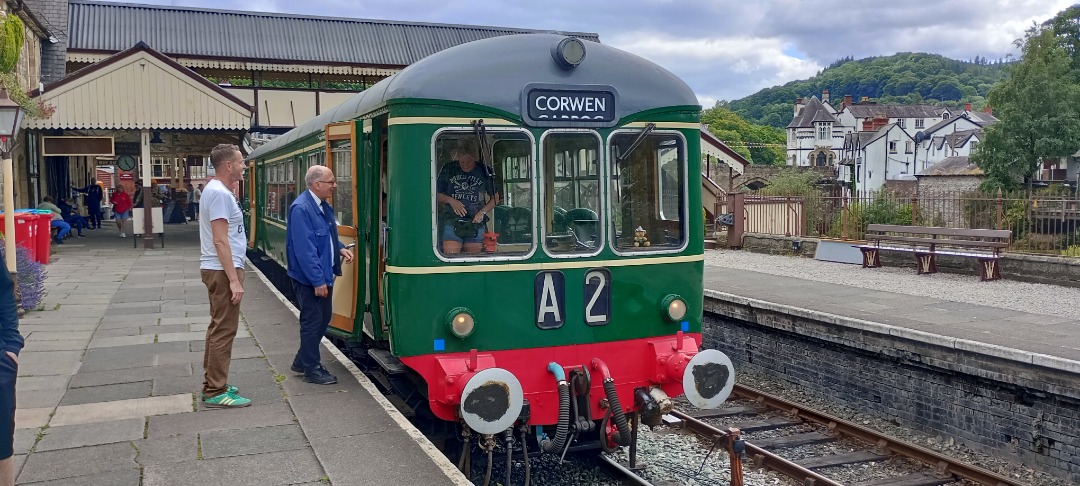 Hardley Distant on Train Siding: HERITAGE: Some Photos from my Travelling Ticket Inspector turn at Llangollen Railway today aboard the Class 109
'Wickham' Unit.