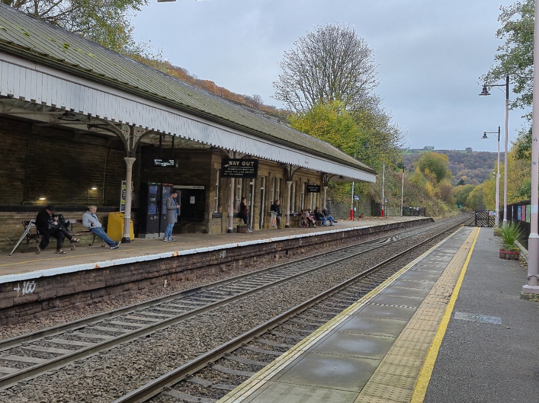 Meridian Railways on Train Siding: New territory for me today visiting the Heywood Model Railway Exhibition, in Rochdale and then Hebden Bridge Station