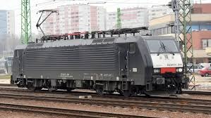 MR. Ikarus on Train Siding: (ES64 F4). Name: Negró. Why did he get his name? Black squeak is the explanation. Unfortunately, I can't say more about
the locomotive.☹️