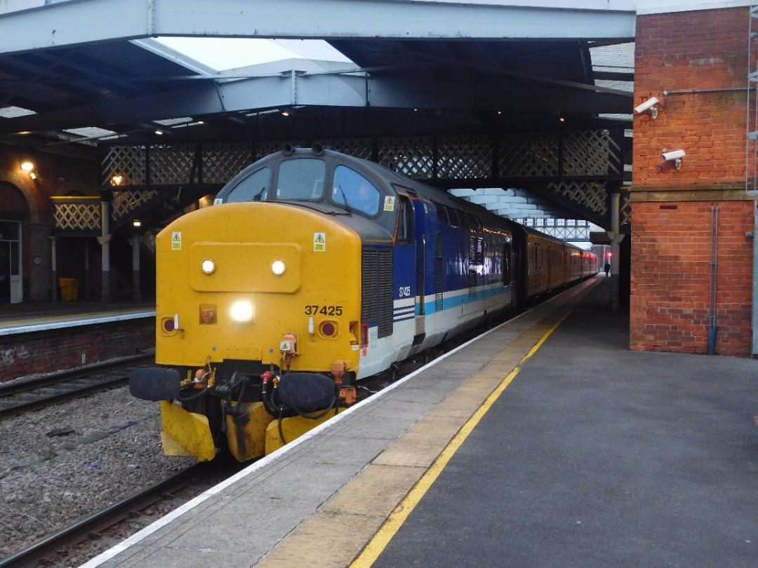 Transport in N-E Lincolnshire on Train Siding: #trainspotting #train #steam #station class 37's, class 185's, class 170's and class 158's