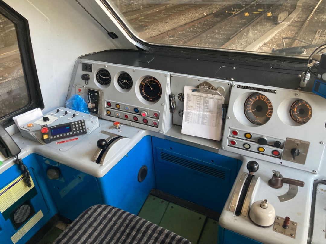 Theo555 on Train Siding: I've caught it on camera at last, the UK's most luxurious train, the Midland Pullman, over the moon with what I've seen
today, I also met up...