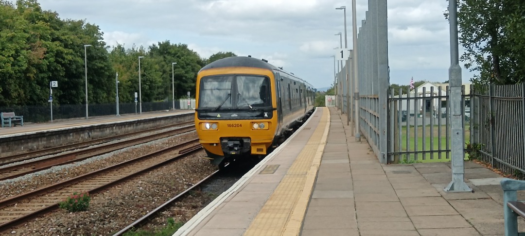 TrainGuy2008 🏴󠁧󠁢󠁷󠁬󠁳󠁿 on Train Siding: I've had a great day yesterday and today while on Holiday in Dawlish, I went to Plymouth
yesterday (3rd...