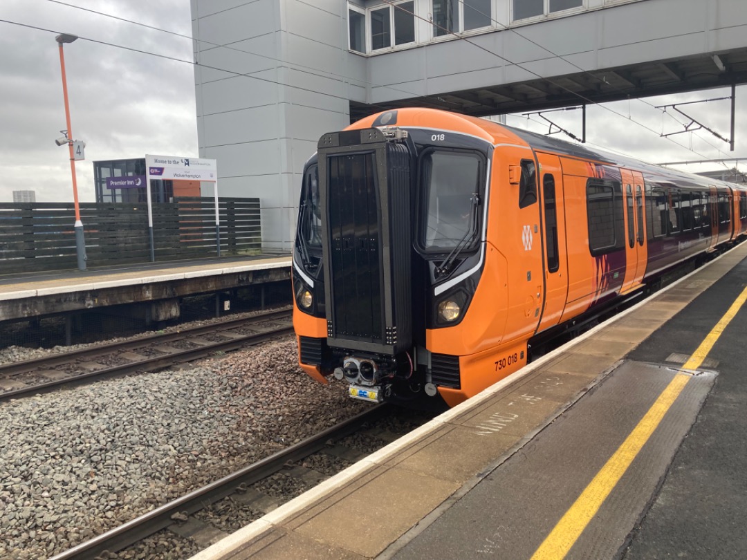 Theo555 on Train Siding: Had a pretty good today, went to Smethwick and Wolverhampton and did some spotting there, couldn't think of anywhere else good to
go to,...