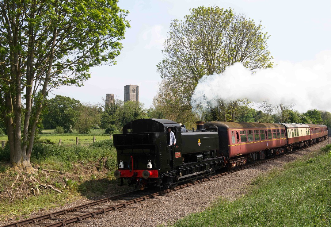 Wymondham abbey station on Train Siding: This week's Sunday setback is ex regular summer guest GWR Pannier tank 9466 departing Wymondham Abbey Station for
Dereham in...