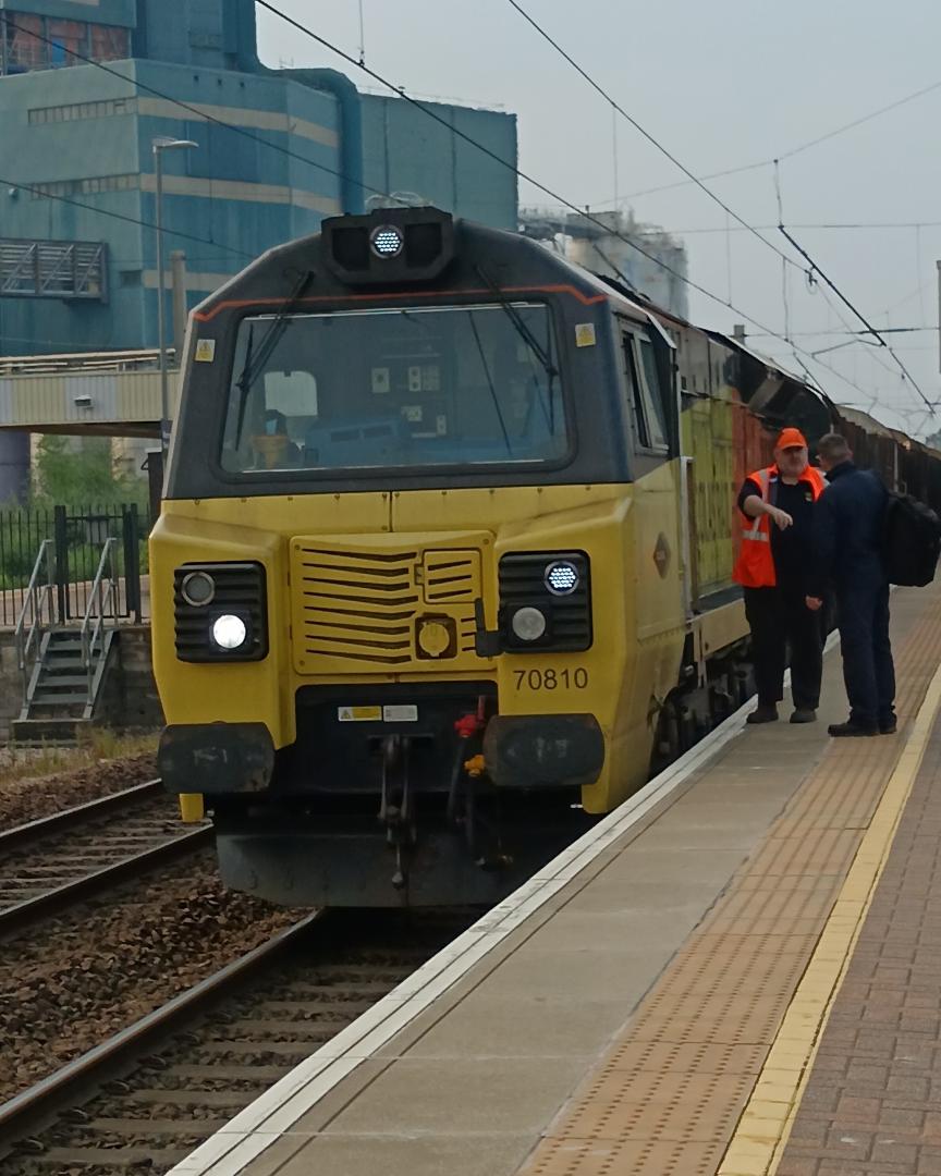 TrainGuy2008 🏴󠁧󠁢󠁷󠁬󠁳󠁿 on Train Siding: Yet another brilliant day spotting, this time in Warrington Bank Quay! I saw a lot of freight,
including my...