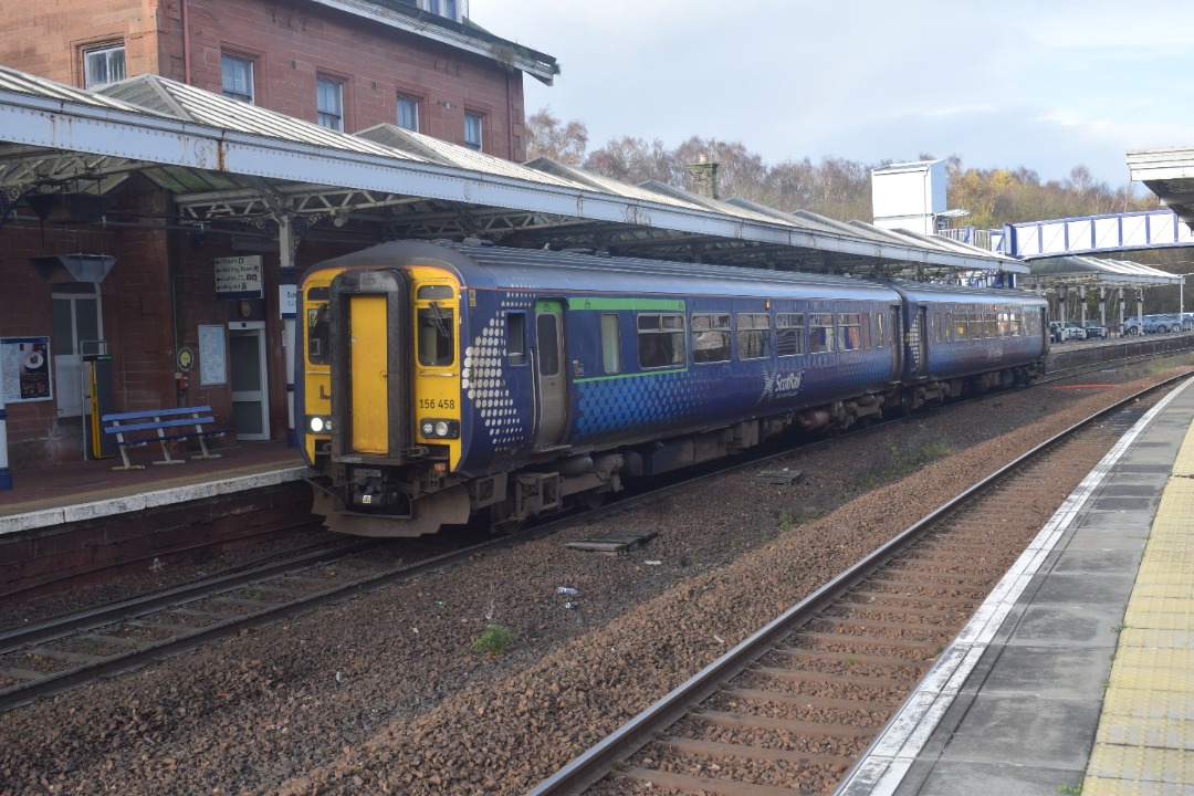 Hardley Distant on Train Siding: CURRENT: 156458 stands at Dumfries Station today awaiting departure with the 2L85 11:59 Dumfries to Carlisle (Scotrail)
service.