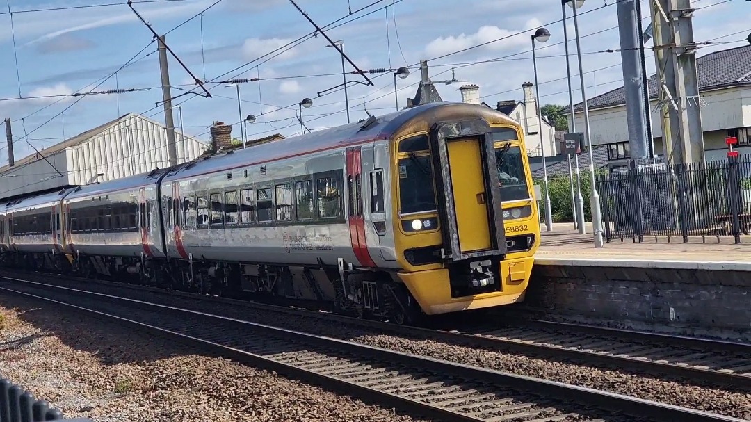 Nathaniel on Train Siding: Some of the trains from the 19th at Warrington BQ including class 20 189 and 20 142, class 43 the flying banana, class 805 002, class
158...