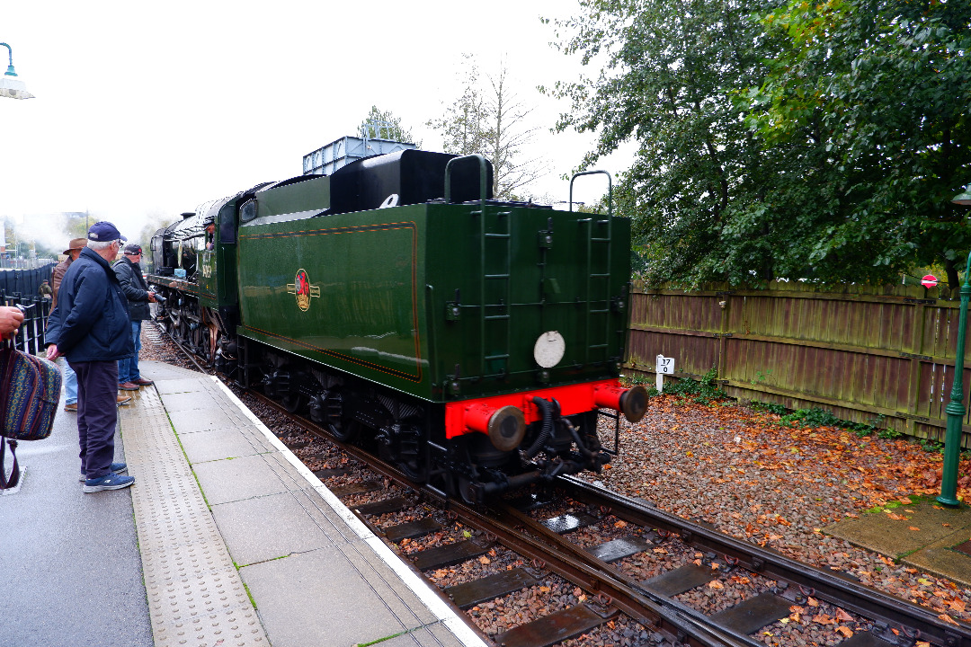 Rafael on Rails on Train Siding: Giants of Steam at the Bluebell Railway: 73082 Camelot, 6989 Wightwick Hall, 60007 Sir Nigel Gresley and 34059 Sir Archibald
Sinclair.