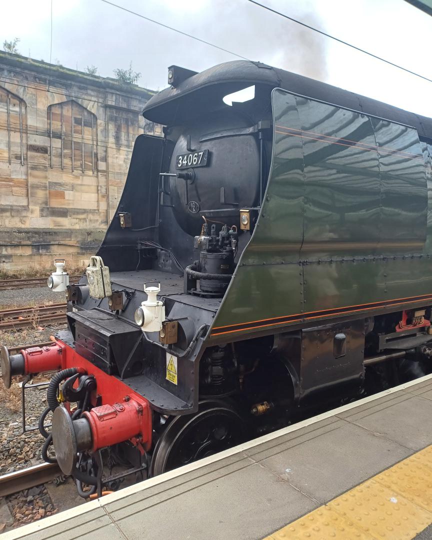 James Taylor on Train Siding: TANGMERE at Carlisle station on the northen belle from Liverpool lime street to Carlisle head to Channel for more at...