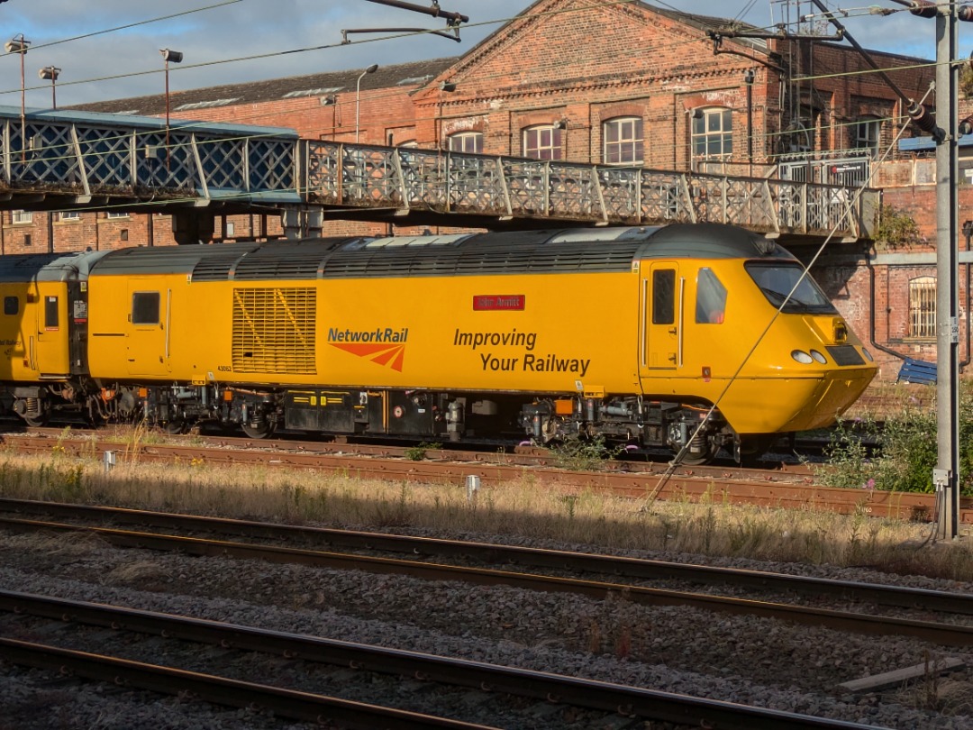 Ryan Watson on Train Siding: Doncaster Danum Gallery, Library & Museum; Gresley V2 4771 'Green Arrow' and Ivatt Atlantic 251.