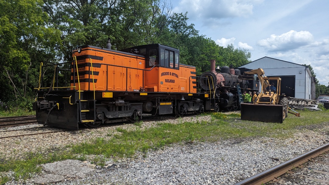 CaptnRetro on Train Siding: Before heading to Olean today I swung by the A&A shops, the crew was mounting the air pumps on the 2-8-O steam engine, which is
wrapping up...