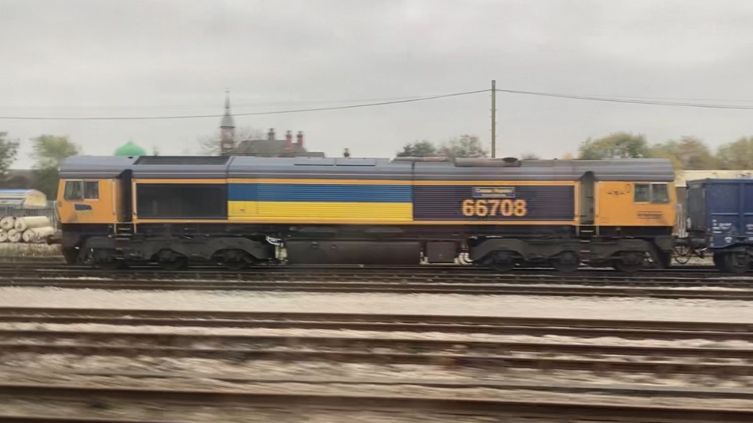 Theo555 on Train Siding: Today has been an absolute mega day, today I went to Leamington Spa once again on a Chiltern Railways journey, mainly to see a
famous...