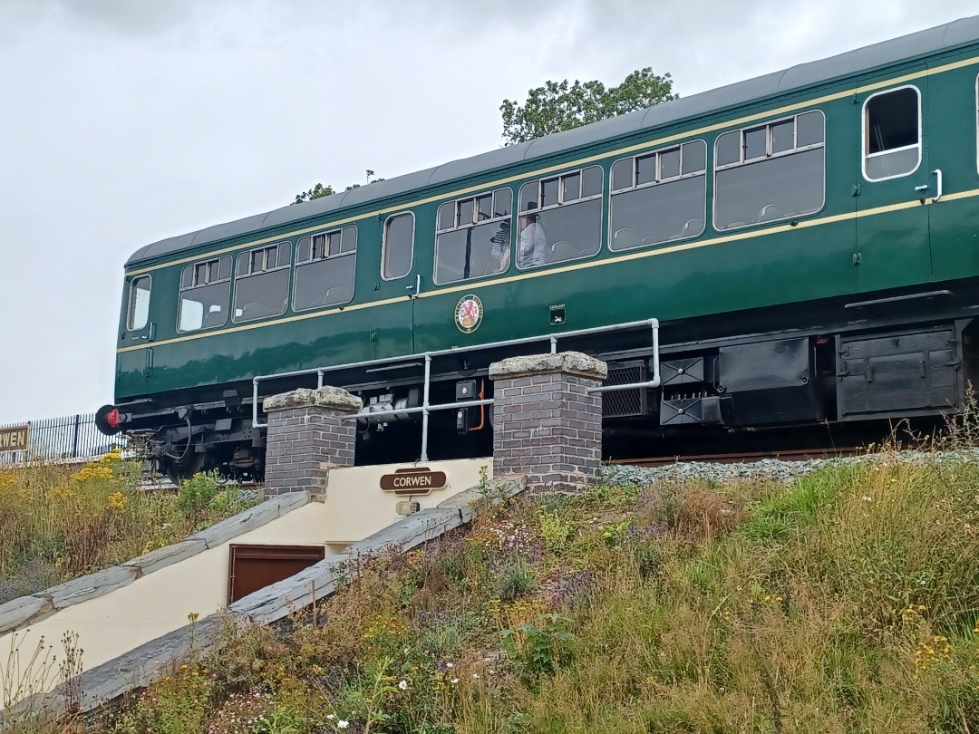 Trainnut on Train Siding: #photo #train #steam #diesel #dmu #station My trip on the new Llangollen & Corwen steam railway extension to Corwen. 68067 and
class 109 DMU....