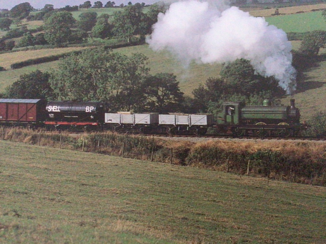 Alex Coomber on Train Siding: No. Great Northern Railway J52 saddle tank ever worked the East Somerset Railway. But. No. 1247 built at Doncaster in 1899 looks
striking...