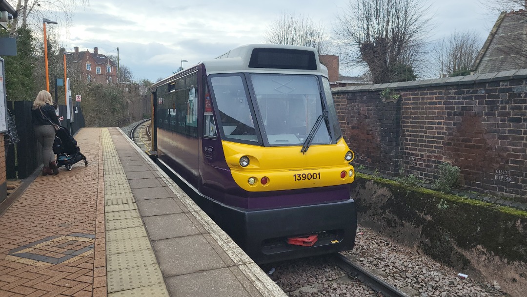 westmidlandstransport on Train Siding: Yesterday, I went on the Stourbridge Shuttle for the first time. Staff were friendly, and I enjoyed it.