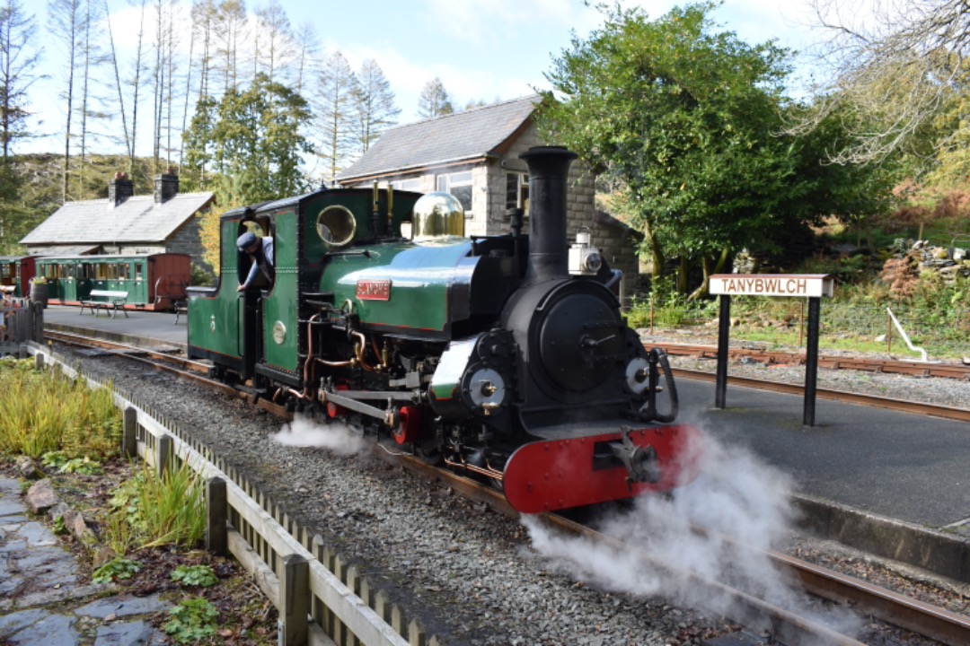 Mark on Train Siding: After a long summer with no trains, it was great to be able to go to the Ffestiniog Bygones Weekend